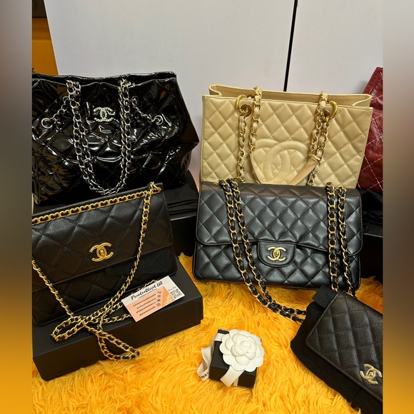 🧿💎LIVE NOW🧿🧿Please Like this to be notified during live🧿💎 - Picture 1 of 1